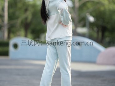 舞鸥羽阁｜羽沐晴空卫衣套装穿在身上，自由触手可及